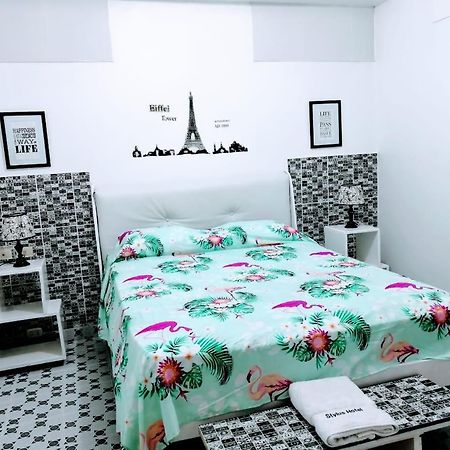 Stylus Hotel Икитос Экстерьер фото